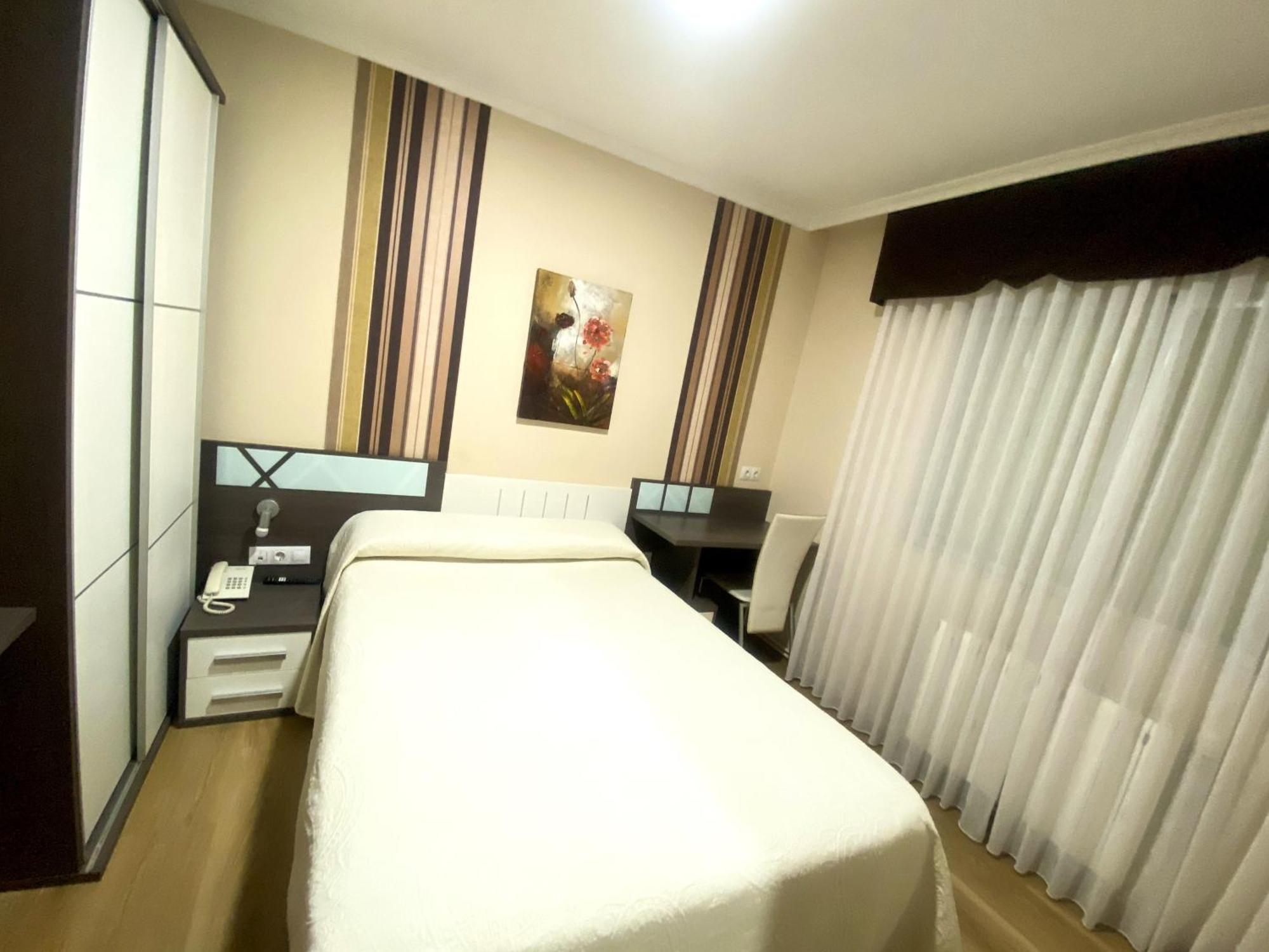 Hotel Spa Galatea Burela Zewnętrze zdjęcie
