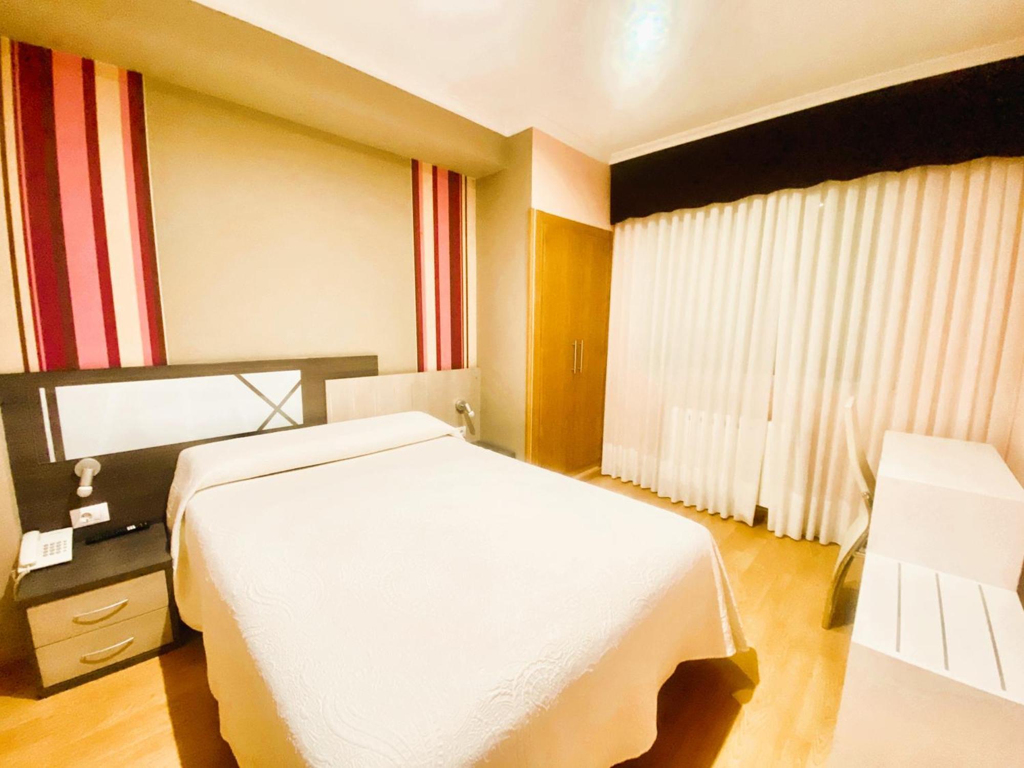 Hotel Spa Galatea Burela Zewnętrze zdjęcie